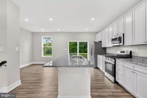 323 Hackley Dr, Joppa, MD 21085 photo 4