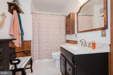 Bath - 2410 Watervale Rd, Fallston, MD 21047 photo 1 of 4