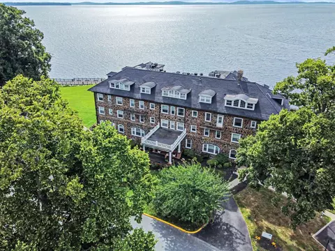 300 Commerce St #201, Havre De Grace, MD 21078