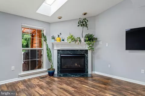Living - 2138 Kyle Green Rd, Abingdon, MD 21009 photo 5 of 5