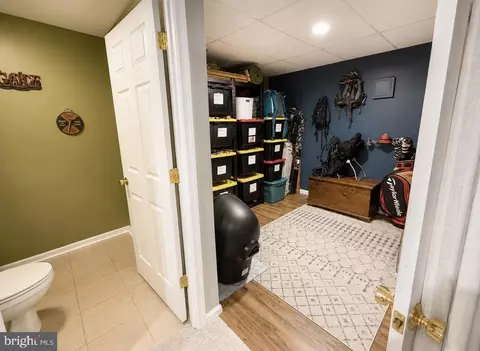 Entry Way - 2138 Kyle Green Rd, Abingdon, MD 21009 photo 5 of 6