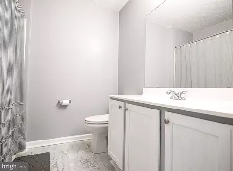 Bath - 3134 Freestone Ct, Abingdon, MD 21009 photo 2 of 3