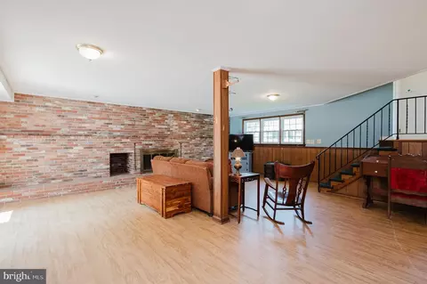 Living - 1306 Grandview Ct, Fallston, MD 21047 photo 7 of 8