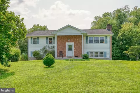Exterior - 1306 Grandview Ct, Fallston, MD 21047 photo 2 of 10