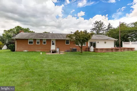 Exterior - 2512 Greene Rd, Baldwin, MD 21013 photo 2 of 9