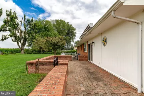 Exterior - 2512 Greene Rd, Baldwin, MD 21013 photo 5 of 9