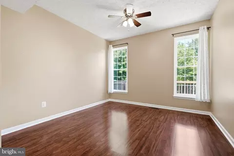 Living - 3163 Freestone Ct, Abingdon, MD 21009 photo 5 of 8