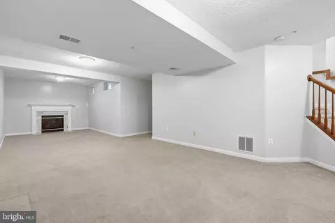 Living - 3163 Freestone Ct, Abingdon, MD 21009 photo 7 of 8