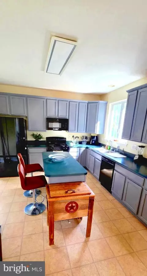 Kitchen - 336 Ahern Dr, Edgewood, MD 21040 photo 2 of 2