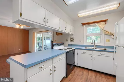 Kitchen - 523 Eckhart Dr, Joppa, MD 21085 photo 1 of 2