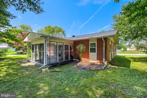 Exterior - 523 Eckhart Dr, Joppa, MD 21085 photo 5 of 8