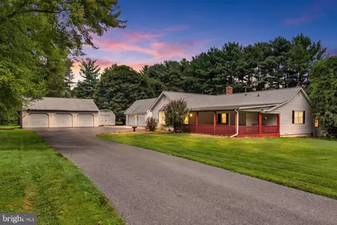 Exterior - 2352 Baldwin Mill Rd, Fallston, MD 21047 photo 5 of 9