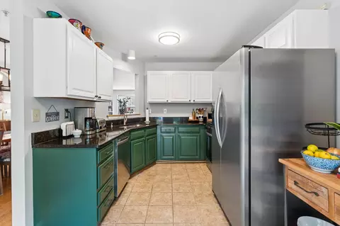 Kitchen - 178 Ferring Ct, Abingdon, MD 21009 photo 2 of 4