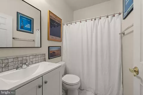 Bath - 101 Milton Ave, Fallston, MD 21047 photo 5 of 5