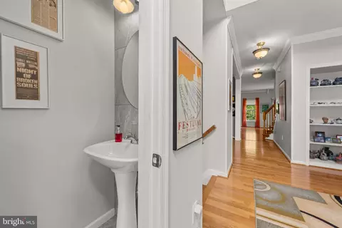 Entry Way - 101 Milton Ave, Fallston, MD 21047 photo 1 of 2