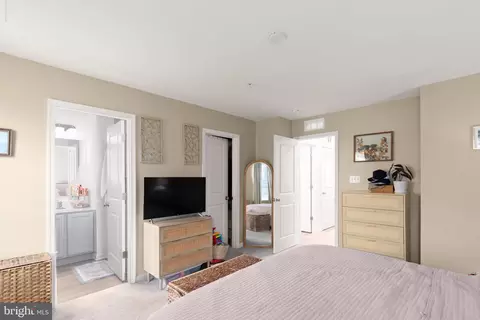 Entry Way - 377 Hackley Dr, Joppa, MD 21085 photo 5 of 6