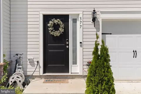 Entry Way - 377 Hackley Dr, Joppa, MD 21085 photo 1 of 6