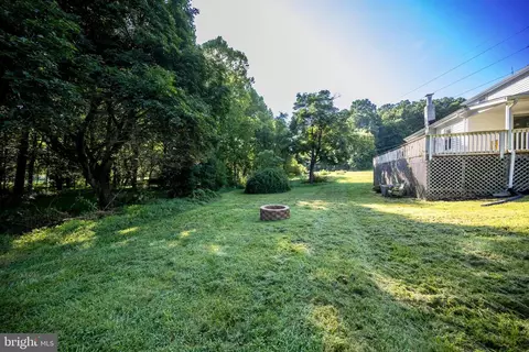 Exterior - 3007 Charles St, Fallston, MD 21047 photo 5 of 6