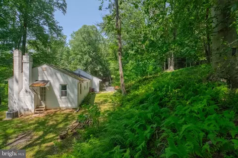 Exterior - 2525 Friendship Rd, Fallston, MD 21047 photo 6 of 8