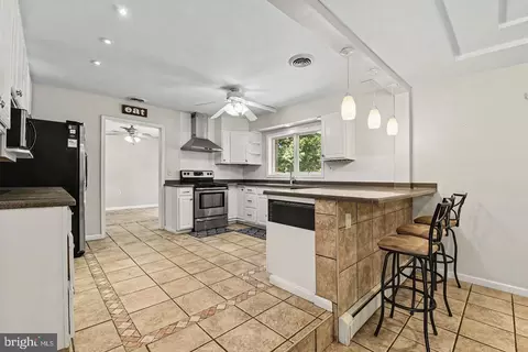 Kitchen - 2919 Nelson Ln, Fallston, MD 21047 photo 3 of 3