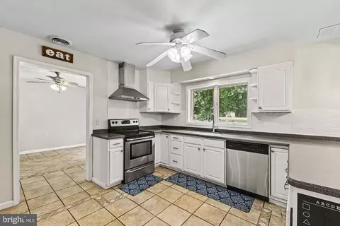 Kitchen - 2919 Nelson Ln, Fallston, MD 21047 photo 1 of 3