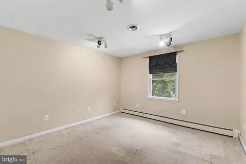 Bedroom - 2919 Nelson Ln, Fallston, MD 21047 photo 3 of 4