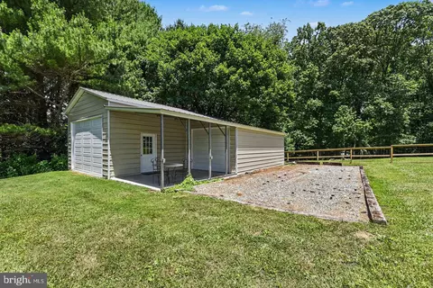 Exterior - 2919 Nelson Ln, Fallston, MD 21047 photo 5 of 8