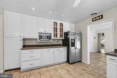 Kitchen - 2919 Nelson Ln, Fallston, MD 21047 photo 2 of 3