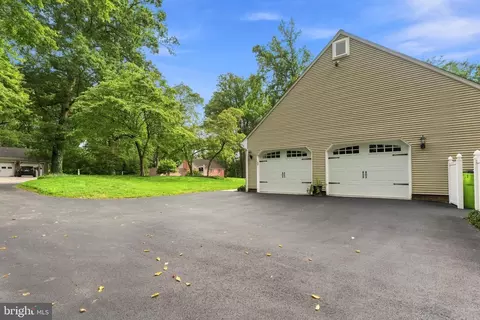 Exterior - 1120 Chatelaine Dr, Fallston, MD 21047 photo 11 of 15