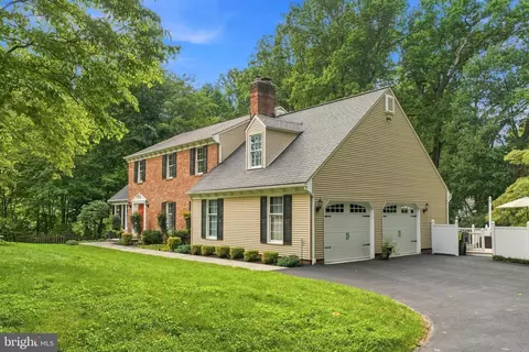 Exterior - 1120 Chatelaine Dr, Fallston, MD 21047 photo 12 of 15
