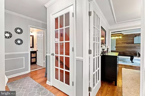Entry Way - 1120 Chatelaine Dr, Fallston, MD 21047 photo 3 of 10