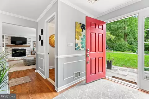 Entry Way - 1120 Chatelaine Dr, Fallston, MD 21047 photo 1 of 10