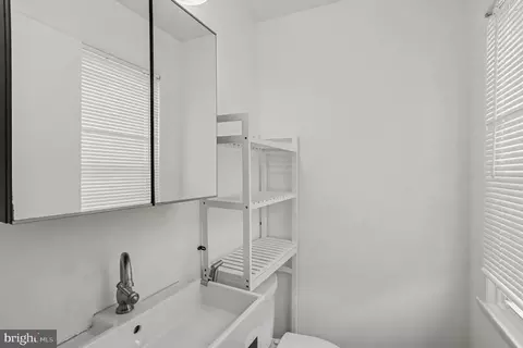 Bath - 627 Sequoia Dr, Edgewood, MD 21040 photo 1 of 3