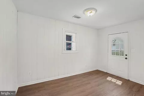 Entry Way - 627 Sequoia Dr, Edgewood, MD 21040 photo 2 of 5