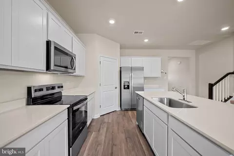 Kitchen - 809 Spikeresh Way, Joppa, MD 21085 photo 2 of 2
