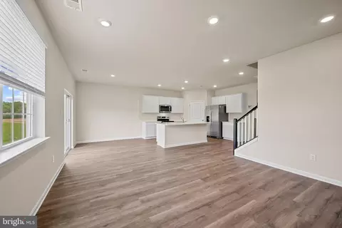 Living - 809 Spikeresh Way, Joppa, MD 21085 photo 1 of 1
