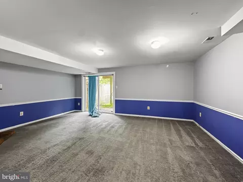 Living - 334 Fullerton Pl, Abingdon, MD 21009 photo 6 of 7