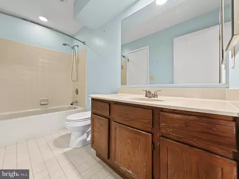 Bath - 334 Fullerton Pl, Abingdon, MD 21009 photo 1 of 1