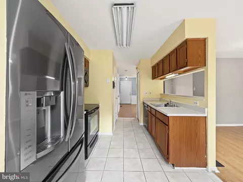 Entry Way - 334 Fullerton Pl, Abingdon, MD 21009 photo 1 of 3