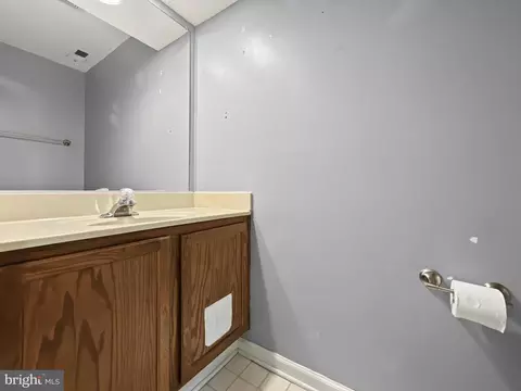 Entry Way - 334 Fullerton Pl, Abingdon, MD 21009 photo 3 of 3
