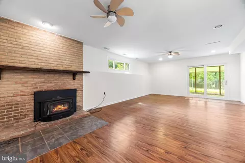 Living - 2418 Derby Dr, Fallston, MD 21047 photo 12 of 12