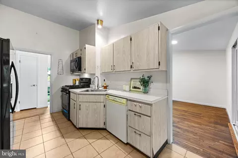 Kitchen - 2418 Derby Dr, Fallston, MD 21047 photo 2 of 3
