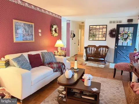 Entry Way - 231 Kershaw Ct, Joppa, MD 21085 photo 2 of 2