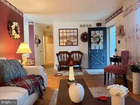 Entry Way - 231 Kershaw Ct, Joppa, MD 21085 photo 1 of 2