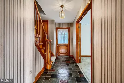 Entry Way - 2705 Fallston Rd, Fallston, MD 21047 photo 2 of 3