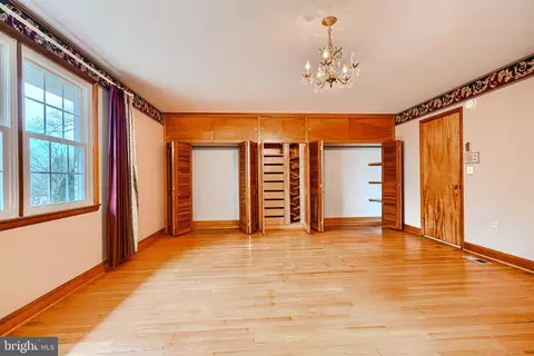 Bedroom - 2705 Fallston Rd, Fallston, MD 21047 photo 14 of 17
