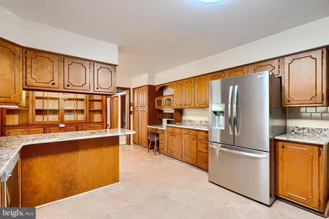 Kitchen - 2705 Fallston Rd, Fallston, MD 21047 photo 10 of 11