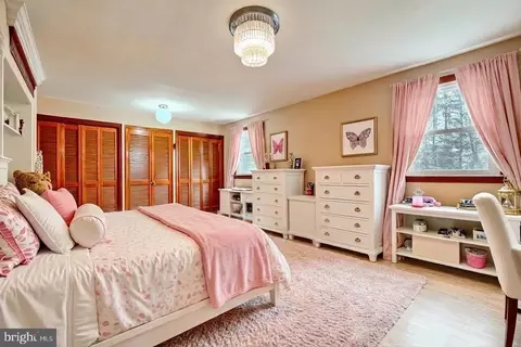 Bedroom - 2705 Fallston Rd, Fallston, MD 21047 photo 6 of 17