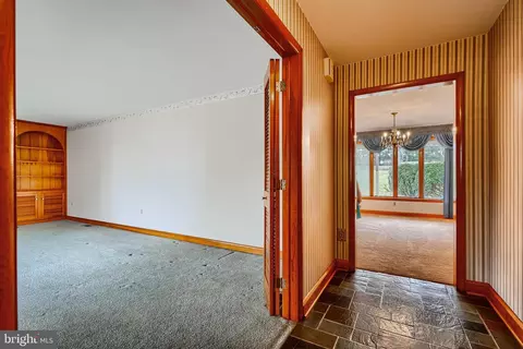 Entry Way - 2705 Fallston Rd, Fallston, MD 21047 photo 3 of 3