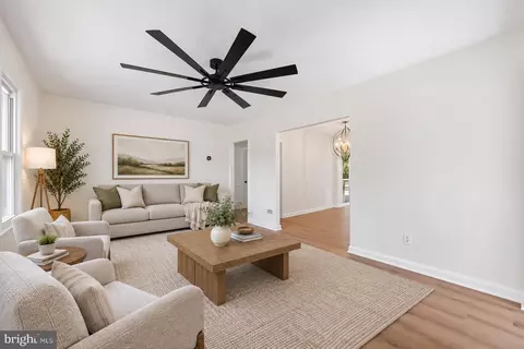 Living - 25 Mitchell Ave, Aberdeen, MD 21001 photo 3 of 5